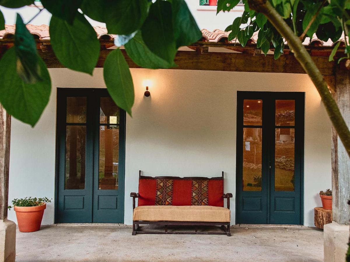 Epicos House, Your Home Away From Home. Nogueira  외부 사진