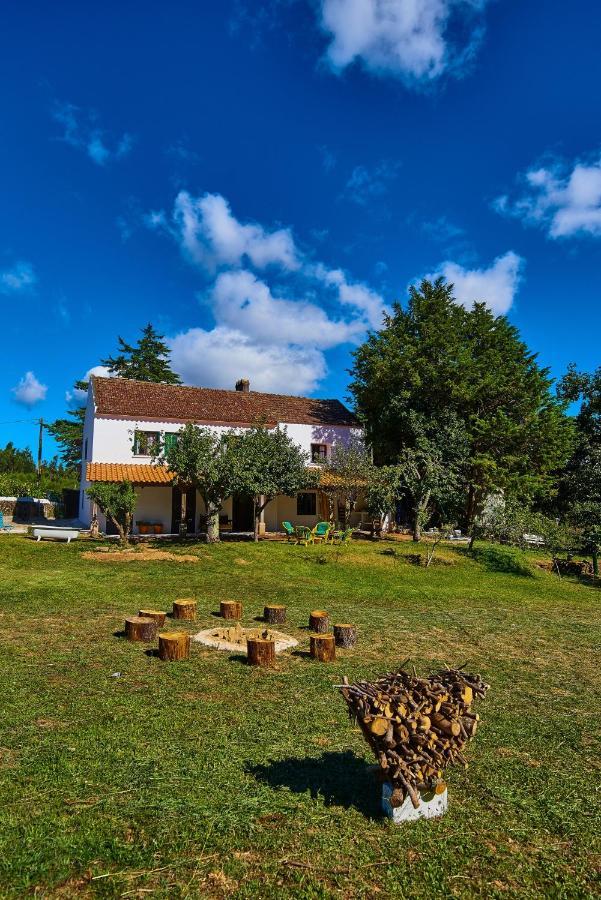 Epicos House, Your Home Away From Home. Nogueira  외부 사진